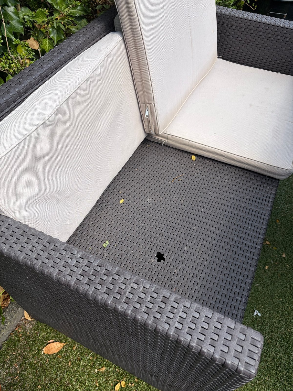 Wicker loungeset - 2-zitsbank en 2 fauteuils, Ophalen, Gebruikt, Wicker