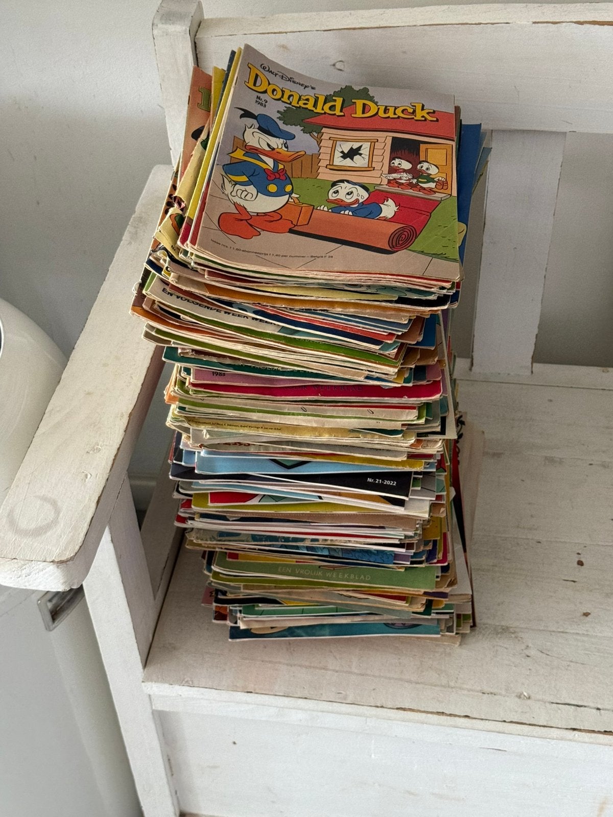 Oude Donald Ducks 1980/1990 ongeveer 120 sruks, Meerdere comics, Ophalen of Verzenden, Zo goed als nieuw, Europa