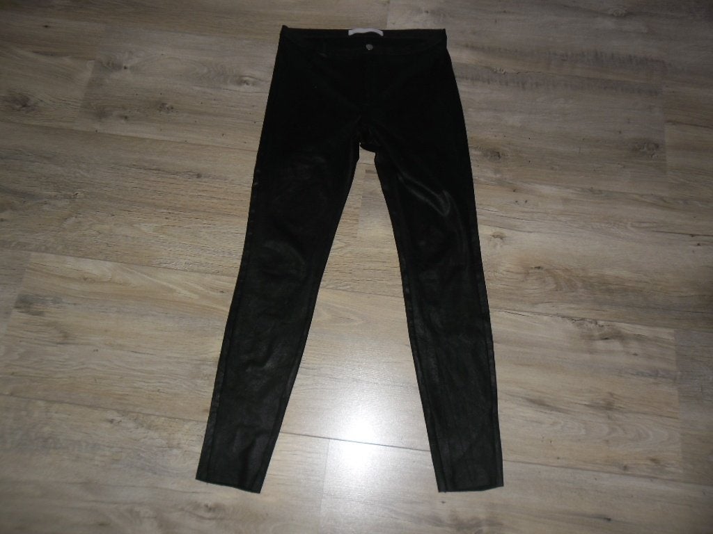 Yaya Women Zwarte Broek Met Coating Maat M, Maat 38/40 (M), Zwart, Nieuw, Ophalen of Verzenden