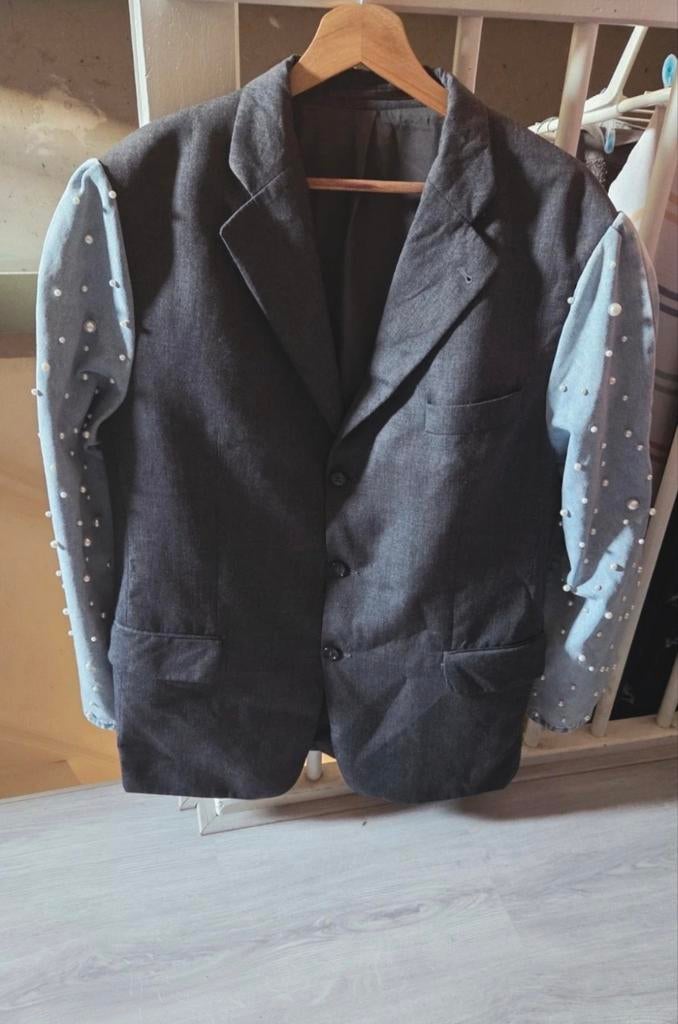 Blazer met parels L / XL, Ophalen of Verzenden, Zo goed als nieuw, Maat 46/48 (XL) of groter, Grijs