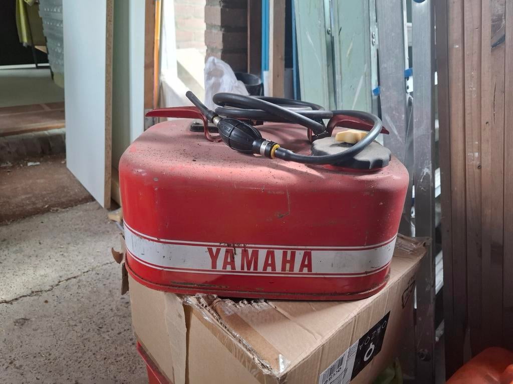 Rode metalen yamaha Brandstoftank Jaren '70, Ophalen of Verzenden, Gebruikt, Motor en Techniek, Motorboot