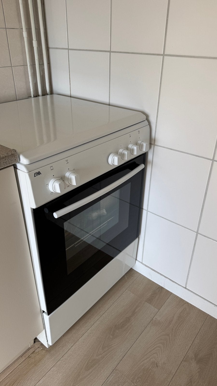 ETNA gasfornuis, Witgoed en Apparatuur, Fornuizen, Ophalen, Gebruikt, 4 kookzones, Gas