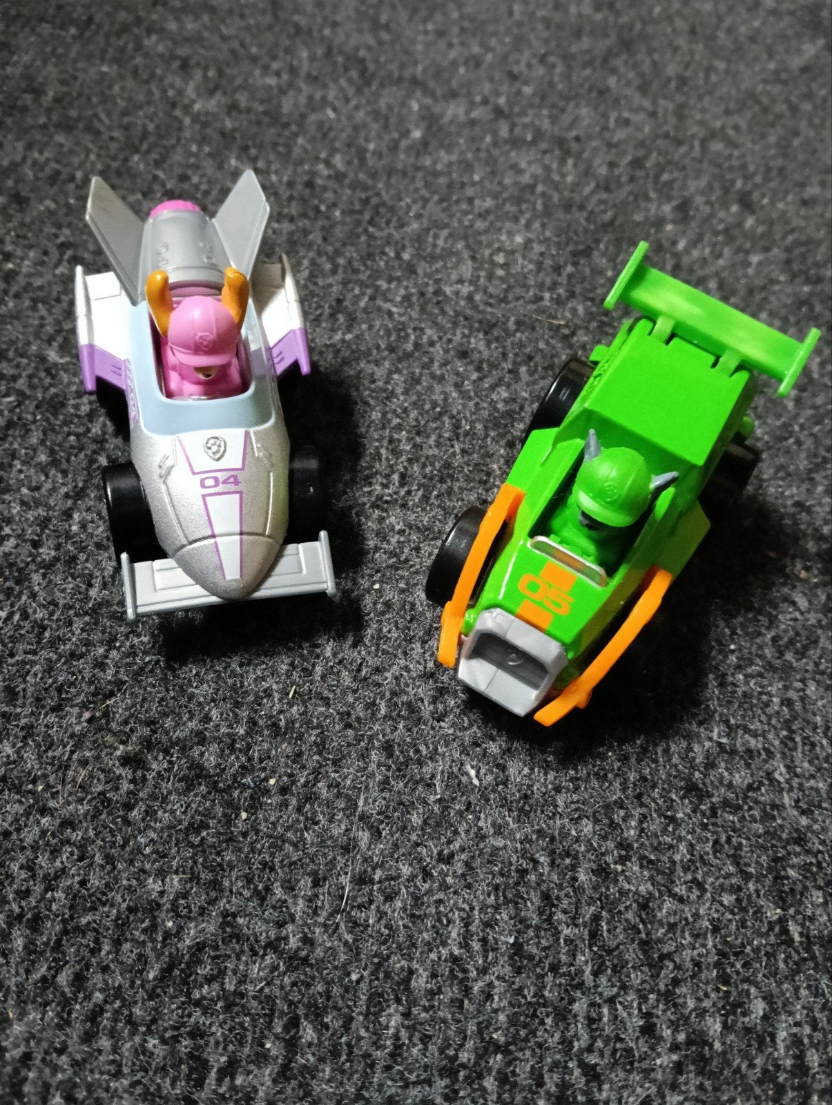 Paw Patrol Race Auto's - Skye & Rocky true matel, Ophalen of Verzenden, Gebruikt