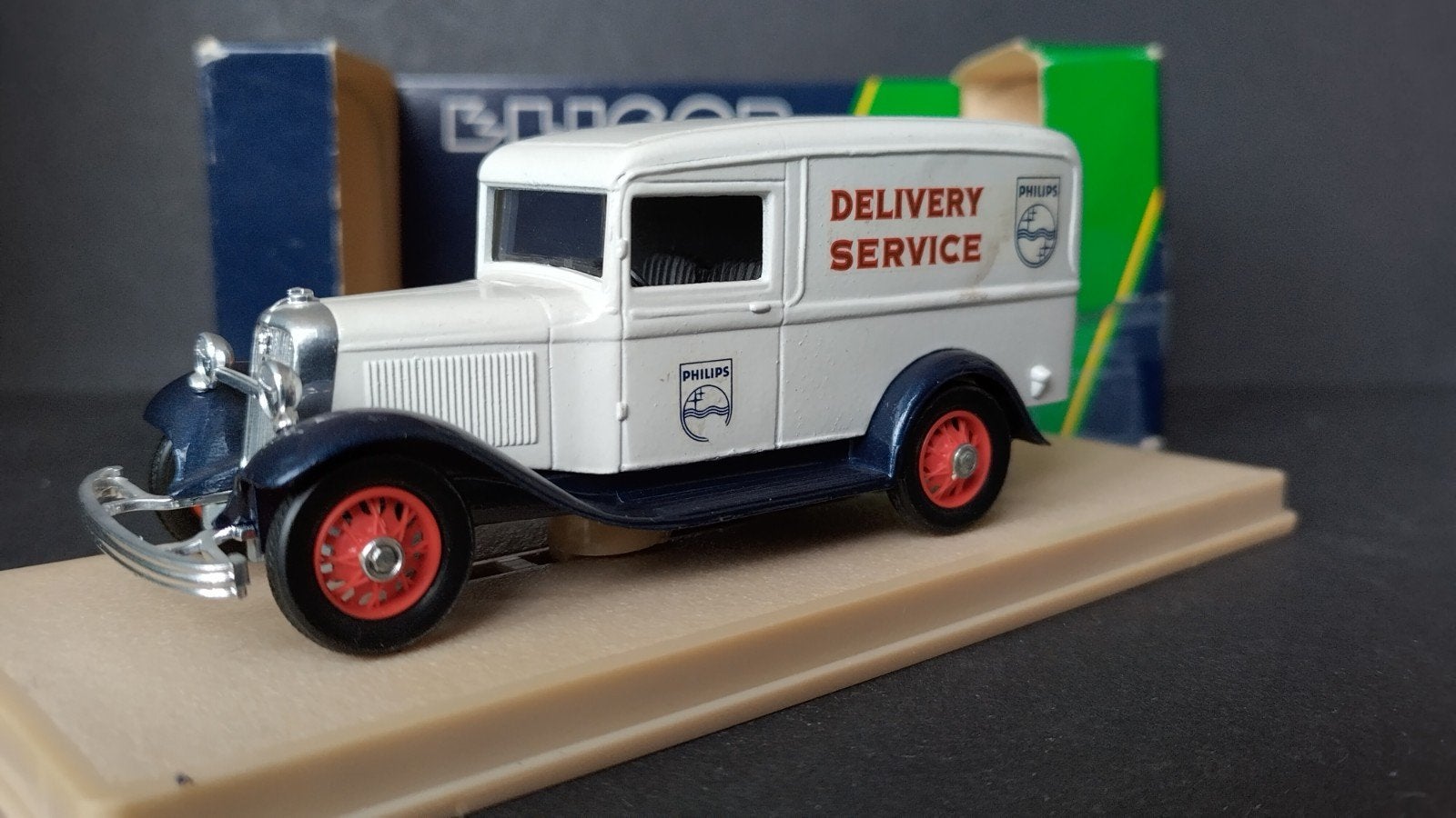 Ford V8 Philips delivery service 1:43 Eligor Pol, Overige merken, Auto, Verzenden, M