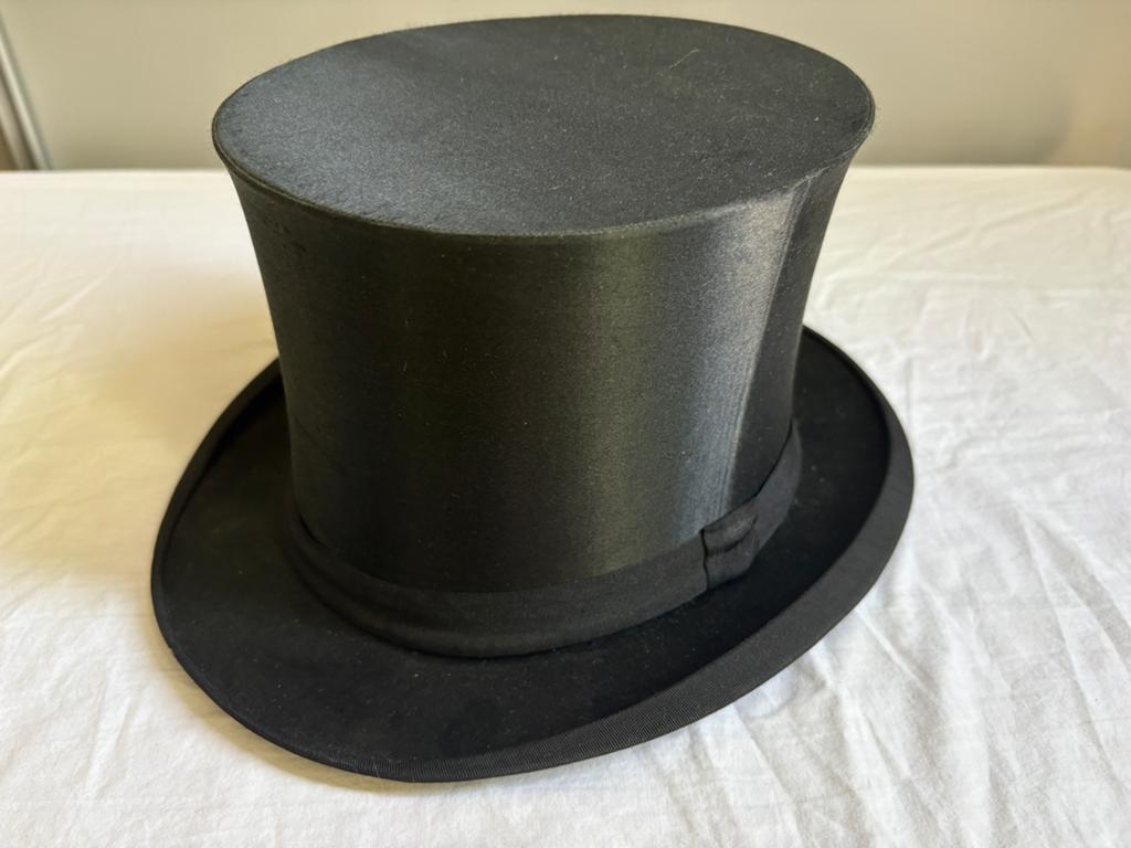 4.Vintage/antieke inklapbare hoge hoed (chapeau Claque) m55, Ophalen of Verzenden, Gedragen, 57 cm (M, 7⅛ inch) of minder, Hoed