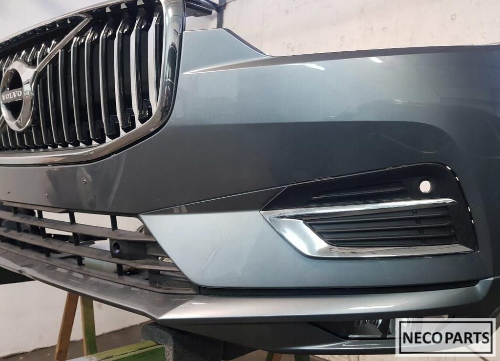 VOORBUMPER VOLVO XC60 BUMPER ORIGINEEL 2017 -, Gebruikt, -, -, Ophalen of Verzenden