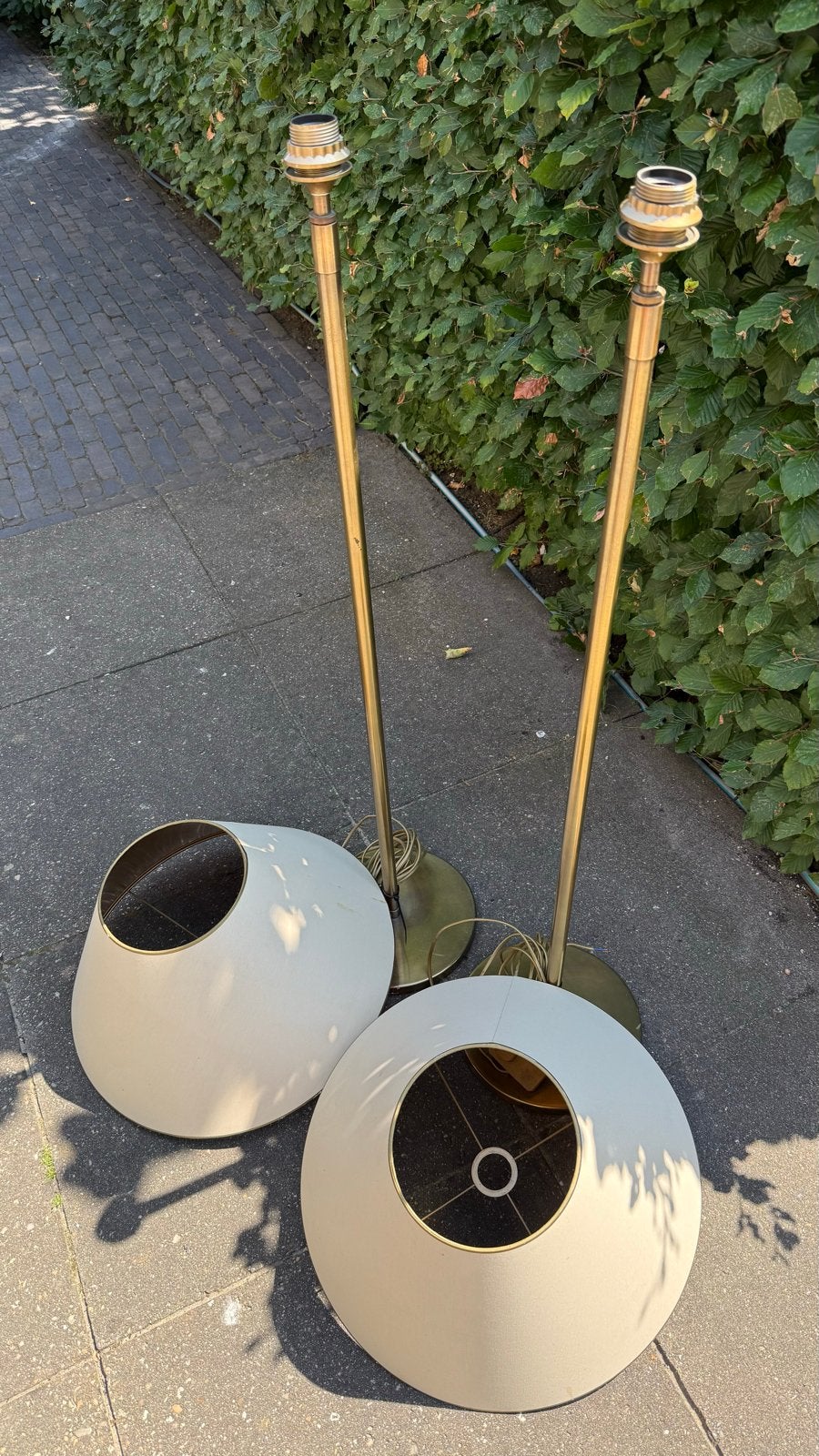 Set van 2 vintage vloerlampen met stoffen kappen, Huis en Inrichting, Lampen | Vloerlampen, Ophalen, Gebruikt, E27 (groot), Metaal