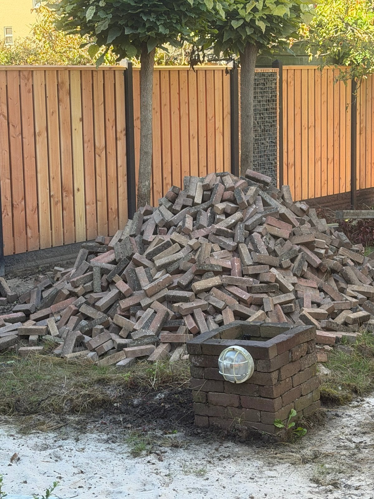 Getrommelde betonnen waaltjes (rood/bruin/grijs) - 30m2, Tuin en Terras, Ophalen, Overige materialen, Gebruikt, Overige typen