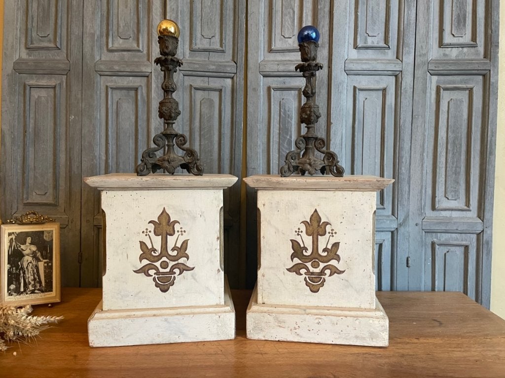 2x Lage antieke Zuilen Kerk Consoles Pied de Stalles, Ophalen of Verzenden