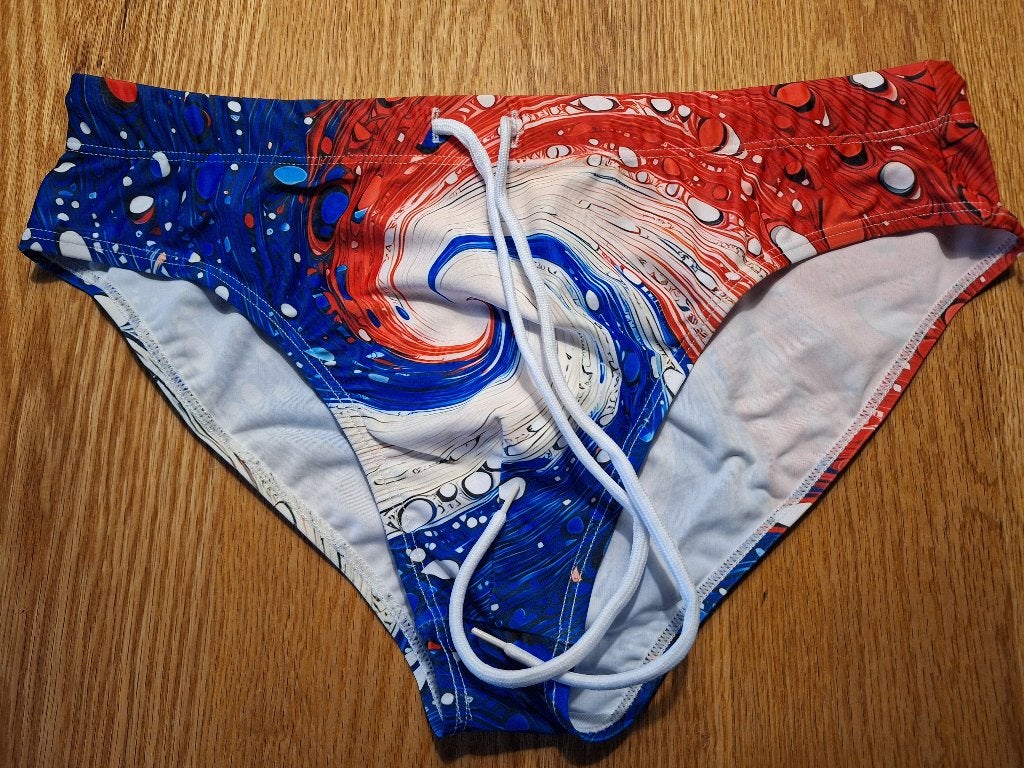 heren zwemslip maat L, Kleding | Heren, Badmode en Zwemkleding, Ophalen of Verzenden, Maat 52/54 (L), Overige kleuren, Zwemslip