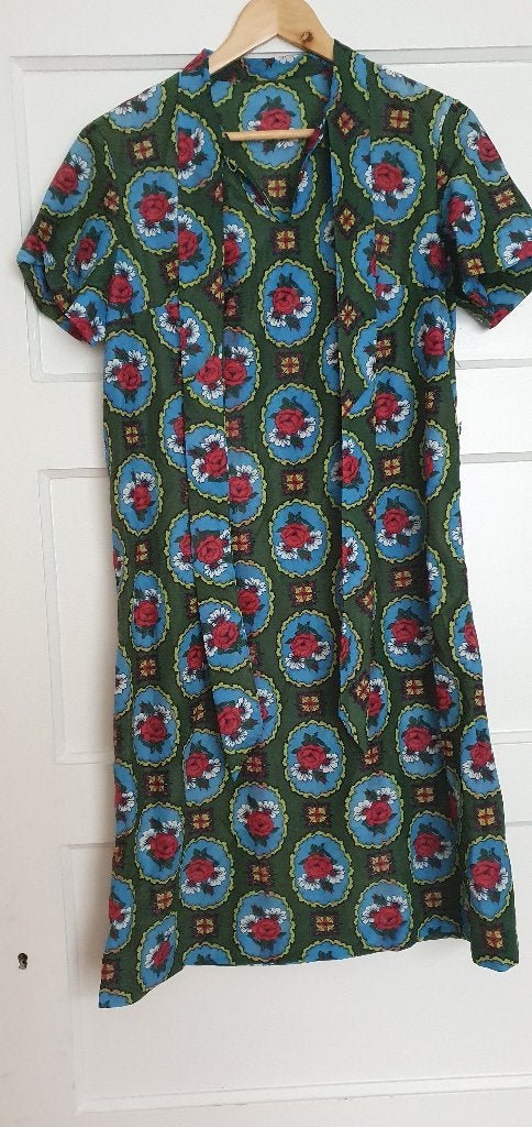 Vintage schort maat M jurk nr 2, Ophalen of Verzenden, Gedragen, Maat 38/40 (M), Carnaval