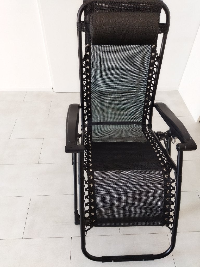 2 x Tuin- relax- balkon- ligstoelen met 2 x zijtafeltje, Tuin en Terras, Tuinstoelen, Ophalen, Zo goed als nieuw, Textileen, Verstelbaar