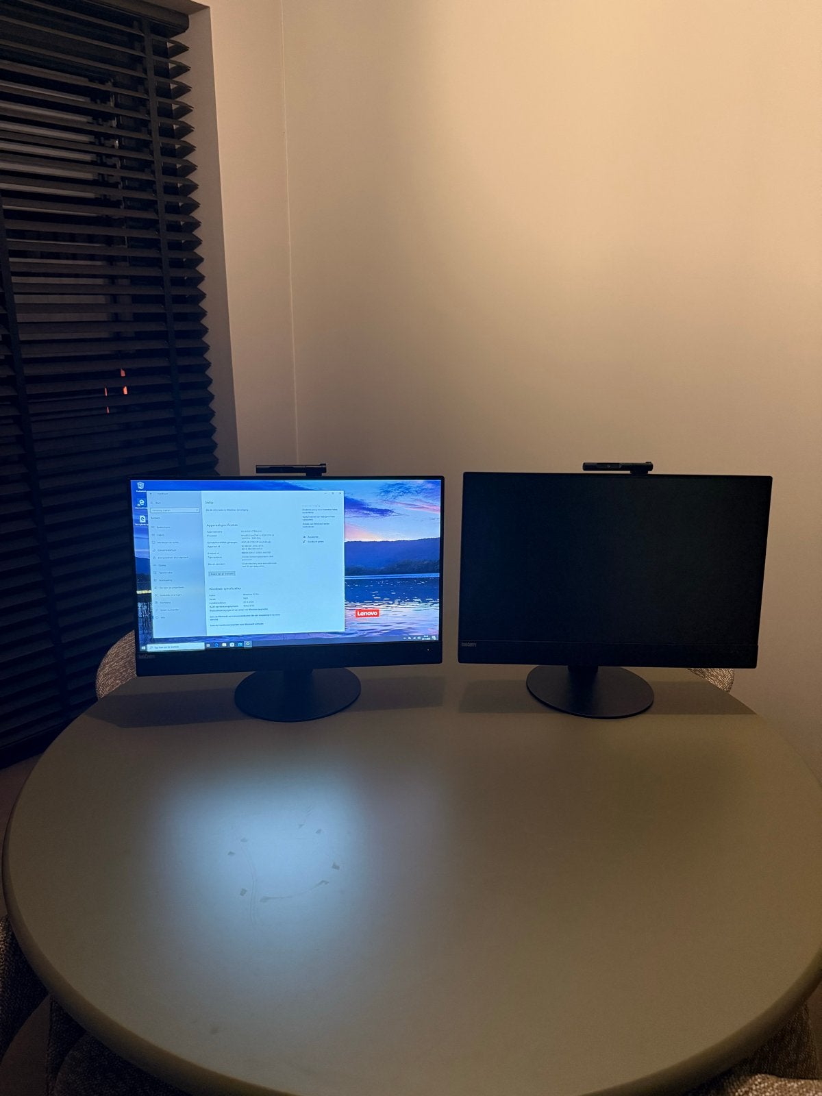 Lenovo ThinkCentre M920z All-in-One Touchscreen i5 / 8GB, Ophalen of Verzenden, SSD