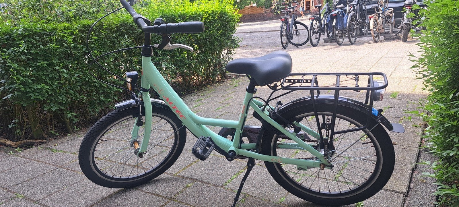 Altec Belle Kinderfiets 20 inch - Zo goed als nieuw, Ophalen of Verzenden, Zo goed als nieuw, 20 inch of meer