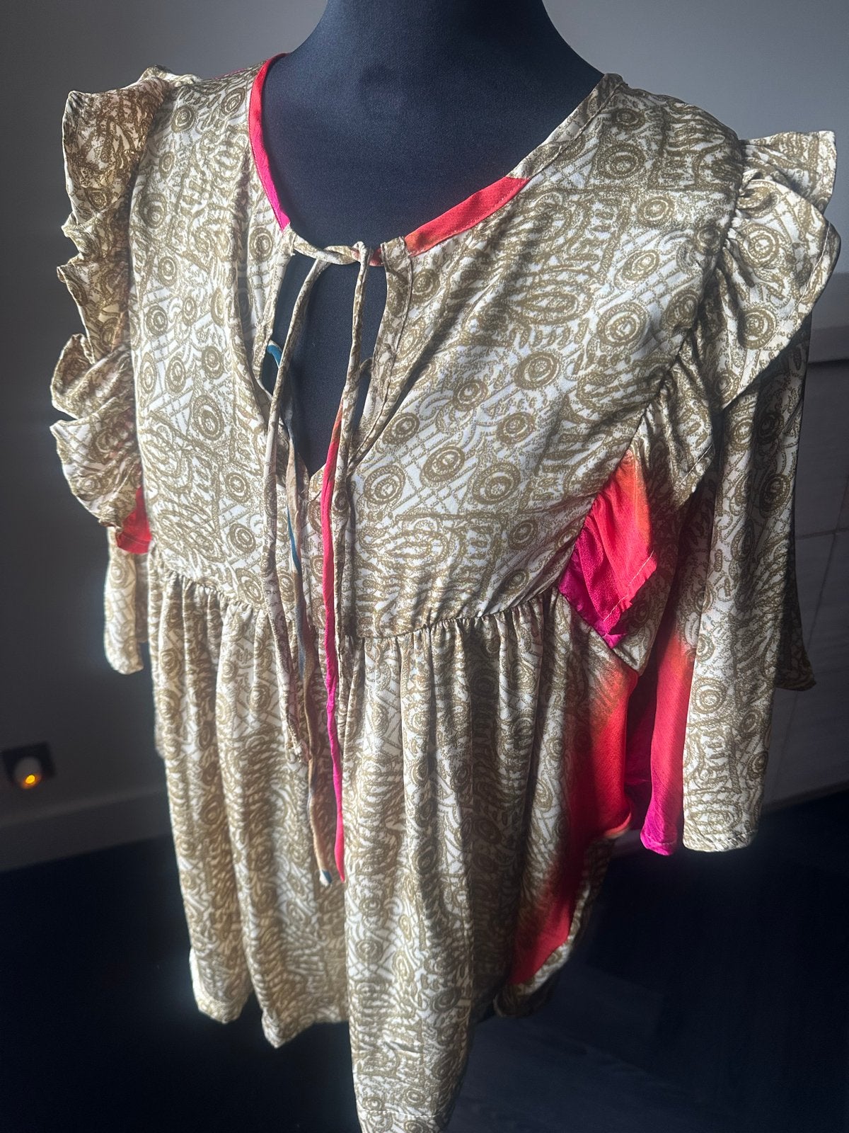 Sissel Edelbo Blouse - Maat 38/40, Kleding | Dames, Maat 38/40 (M), Meerkleurig, Ophalen of Verzenden, Zo goed als nieuw