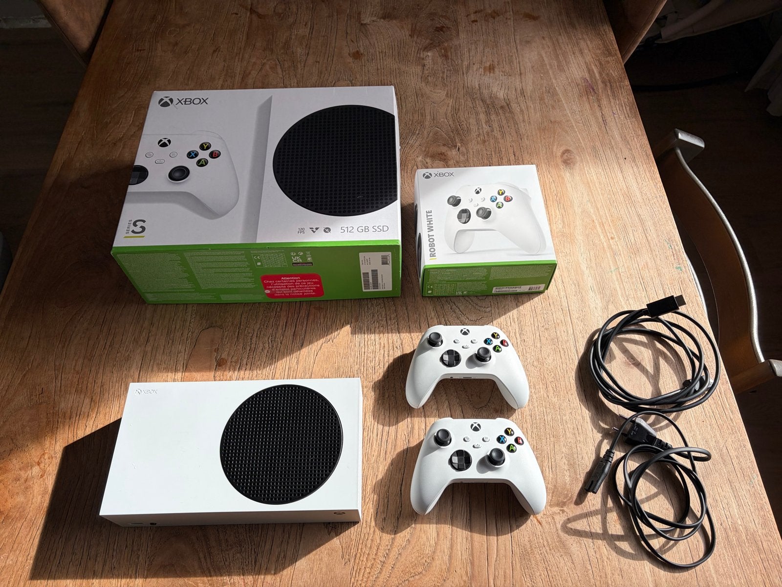 Xbox Series S zo goed als nieuw met 2 controllers