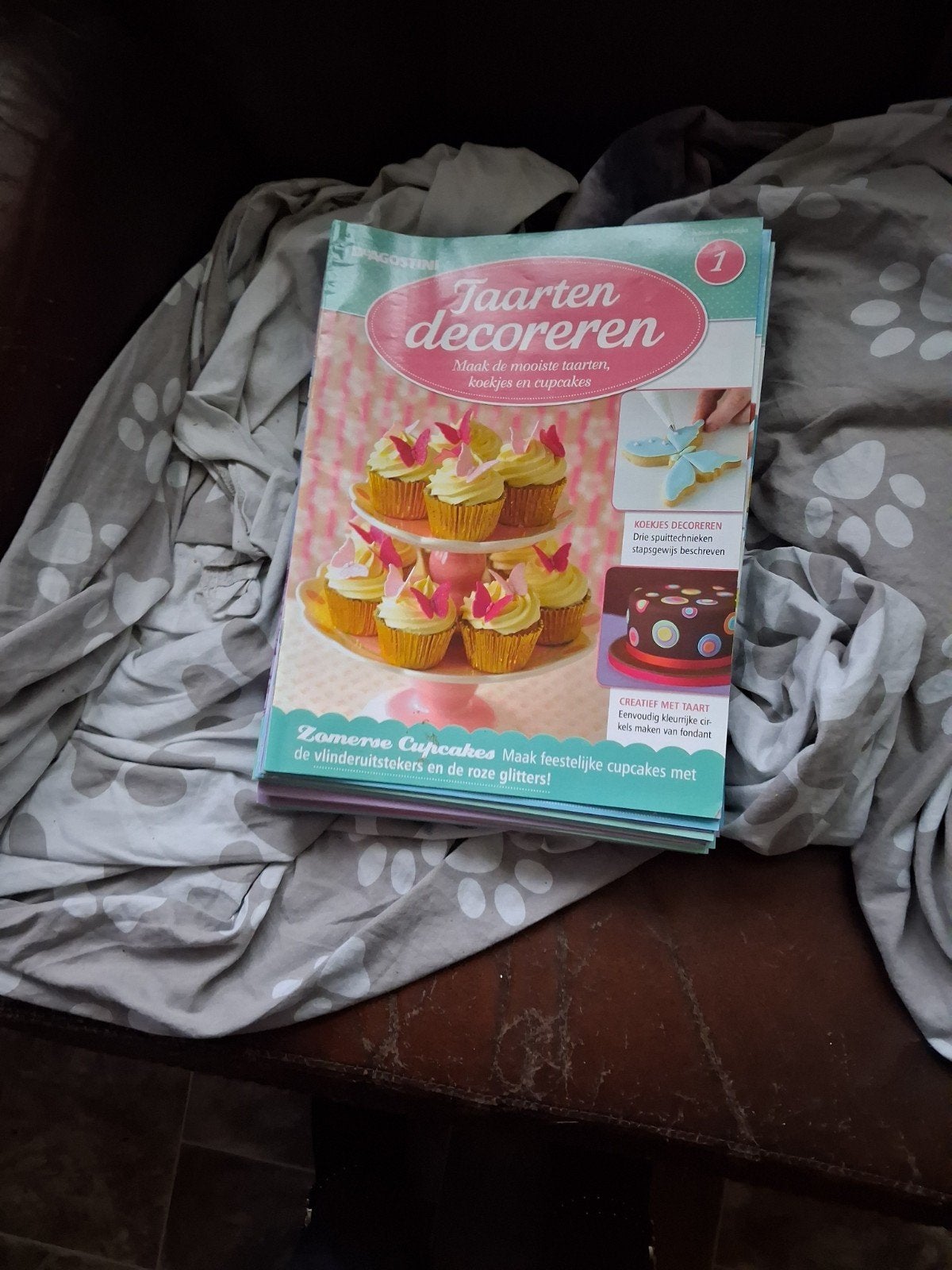 Te koop grootte stapel tijdschriften taarten decoreren., Boeken, Ophalen of Verzenden