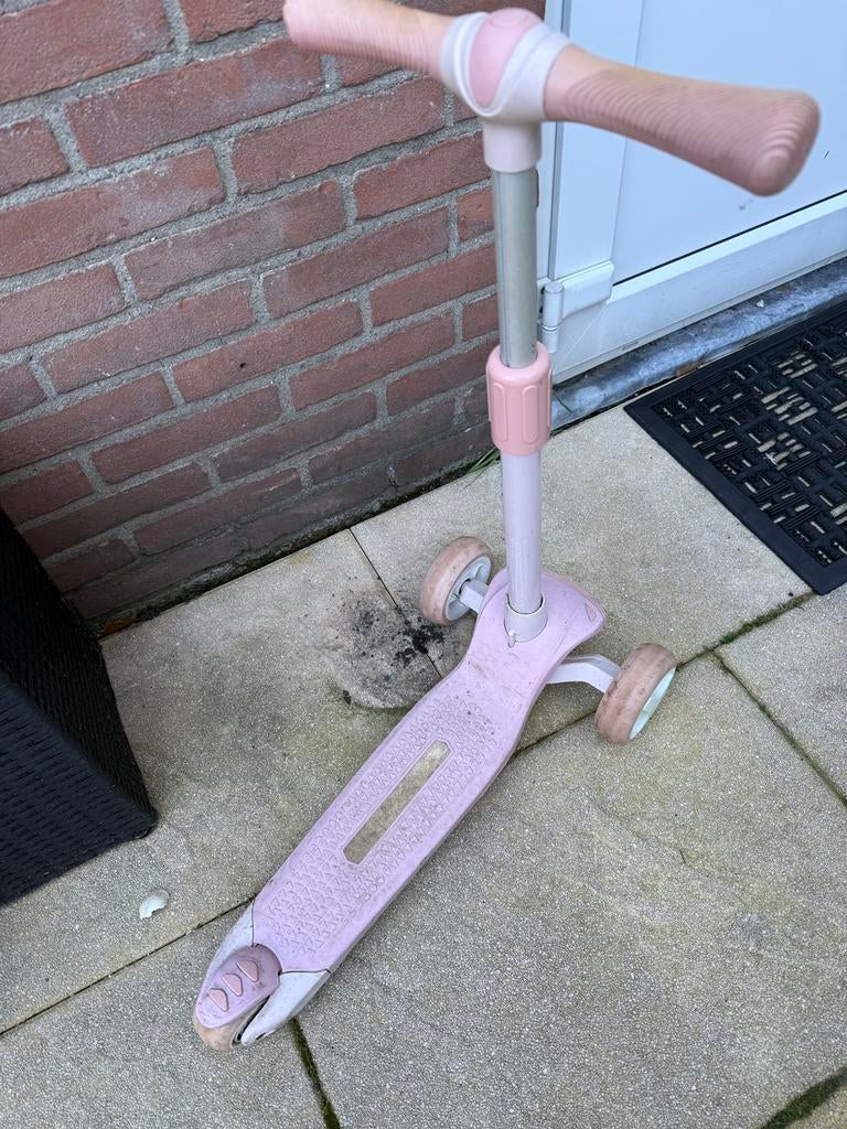 Roze Suotu Step, Fietsen en Brommers, Steps, Ophalen, Gebruikt, Gewone step