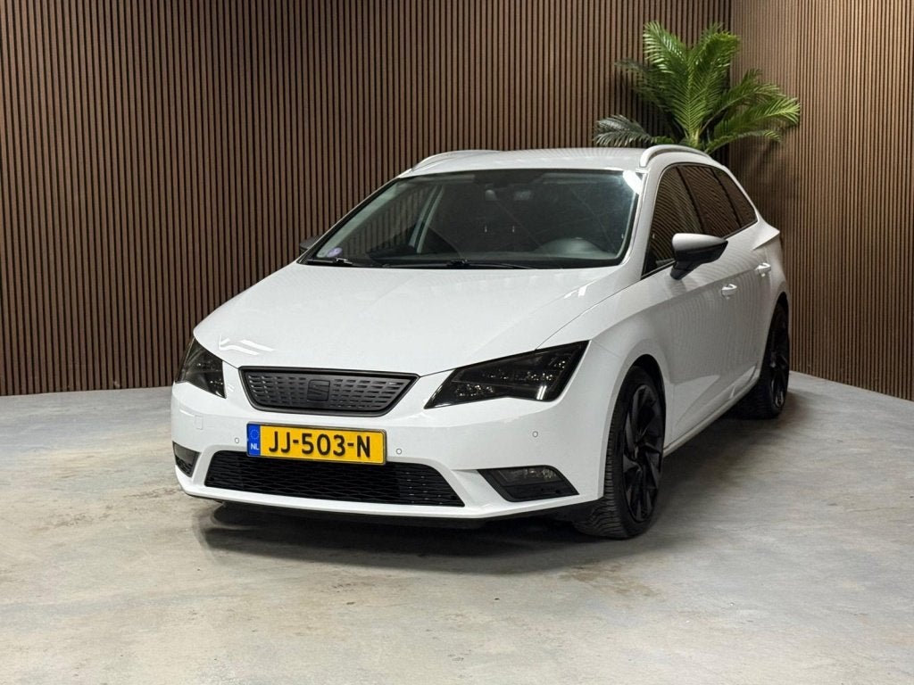 SEAT Leon ST 1.0 EcoTSI Style Con (bj 2016), Auto's, Voorwielaandrijving, Gebruikt, Leon, Origineel Nederlands