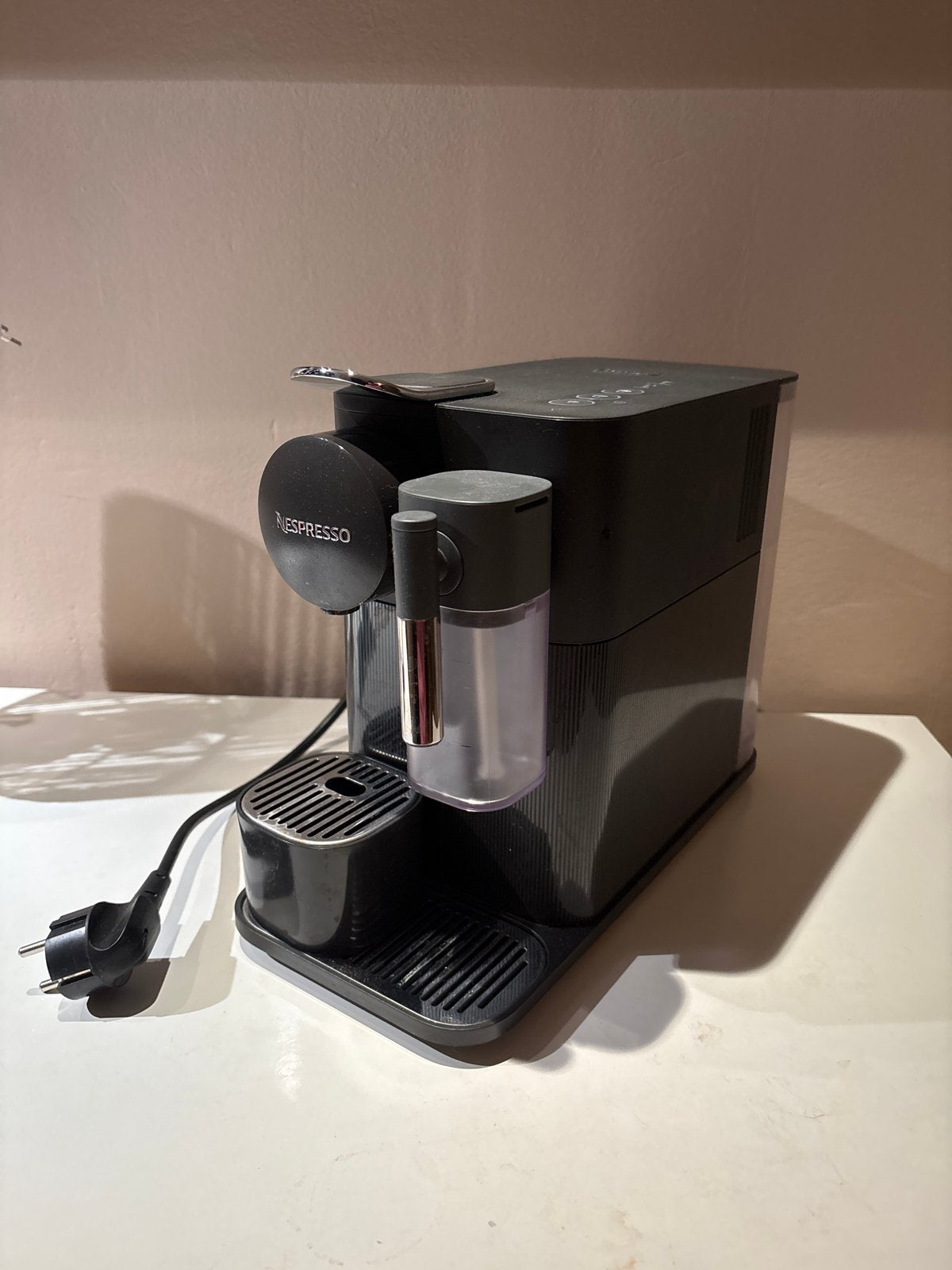 Nespresso Lattissima One - Koffiezetapparaat