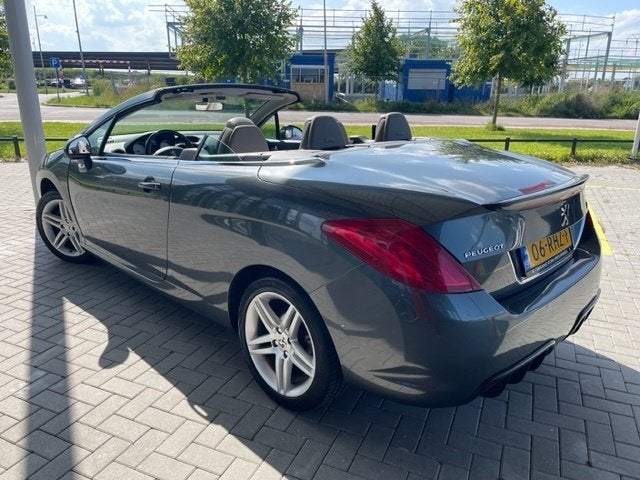 Peugeot 308 CC 1.6 THP SPORT PACK + EL BED. HARDTOP DAK, 13 km/l, 1487 kg, 4 cilinders, 4 stoelen