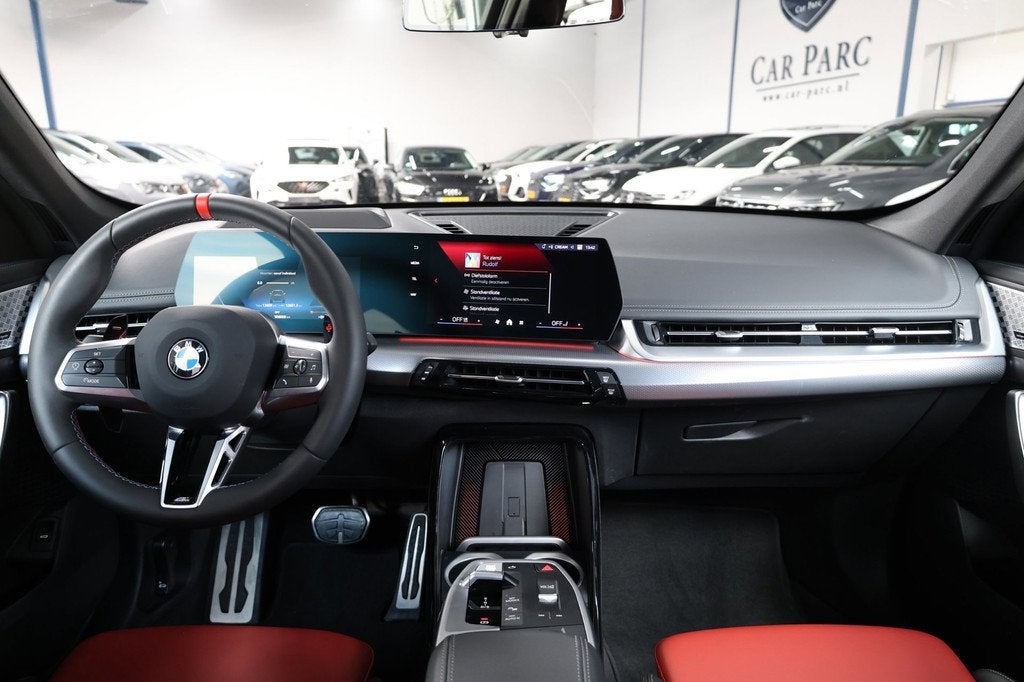 BMW X1 M35i 301+PK FULL/LASER/VIRTUAL/SFEER/HUD/PANO/LEER+S., Auto's, BMW, 1998 cc, Gebruikt, Euro 6, 4 cilinders