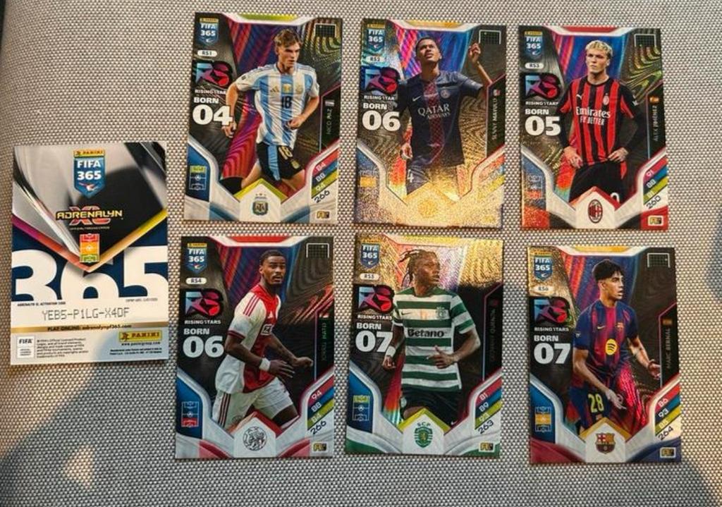 Panini Fifa 365 Adrenalyn 2026 Lim edition Rising stars, Ophalen of Verzenden, Nieuw, Meerdere plaatjes