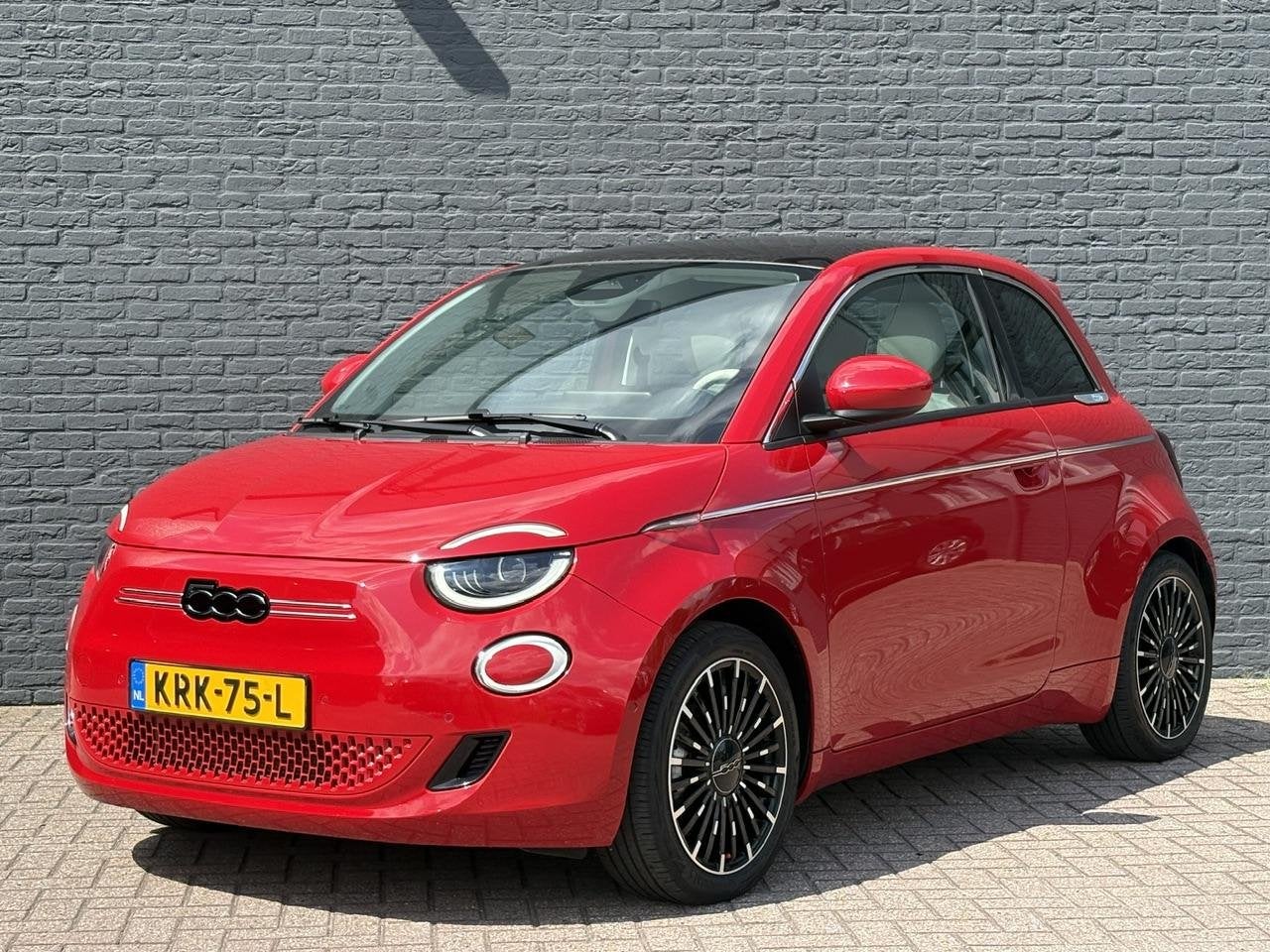 Fiat 500E La Prima 42 kWh | 321Km WLTP| Adaptieve Cruise Con, Auto's, Fiat, Automaat, Gebruikt, 118 pk, 4 stoelen