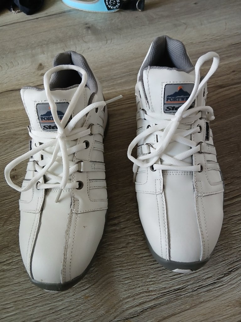 Werkschoenen maat 44, Ophalen of Verzenden, Zo goed als nieuw