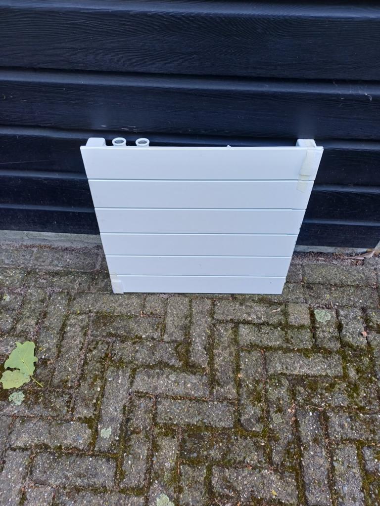 Design radiator, Doe-het-zelf en Verbouw, Verwarming en Radiatoren, Ophalen, 30 tot 80 cm, Gebruikt, Overige typen