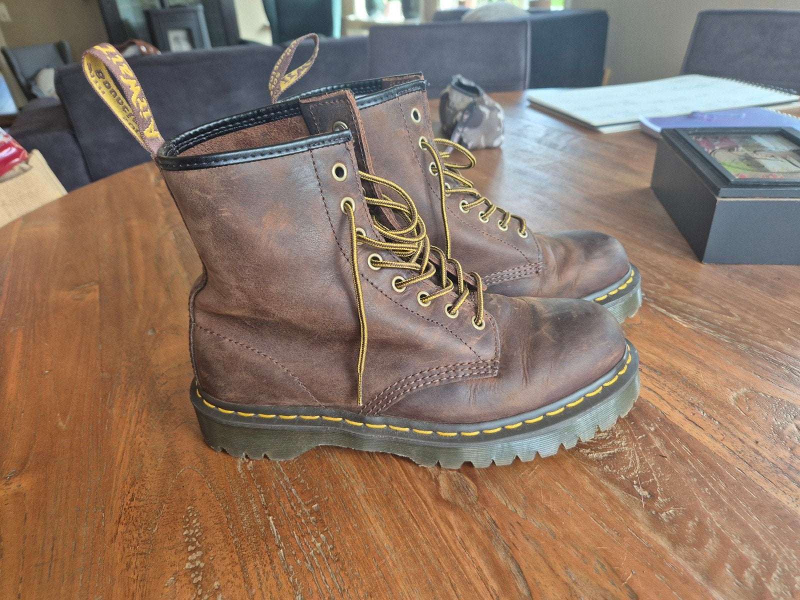 Dr. Martens Boots - Maat 42 - Bruin Leer, Kleding | Heren, Schoenen, Gedragen, Boots, Bruin, Ophalen of Verzenden