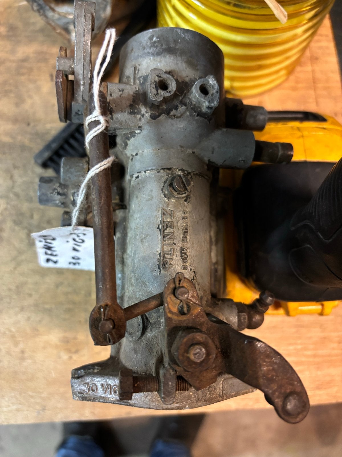 Zenith 30 VIG-3 carburateur met bronzen elleboog Volvo, Ophalen of Verzenden, Gebruikt, Volvo