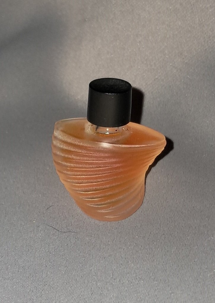 Volle parfum mini - Montana peau, Ophalen of Verzenden, Zo goed als nieuw, Miniatuur, Gevuld