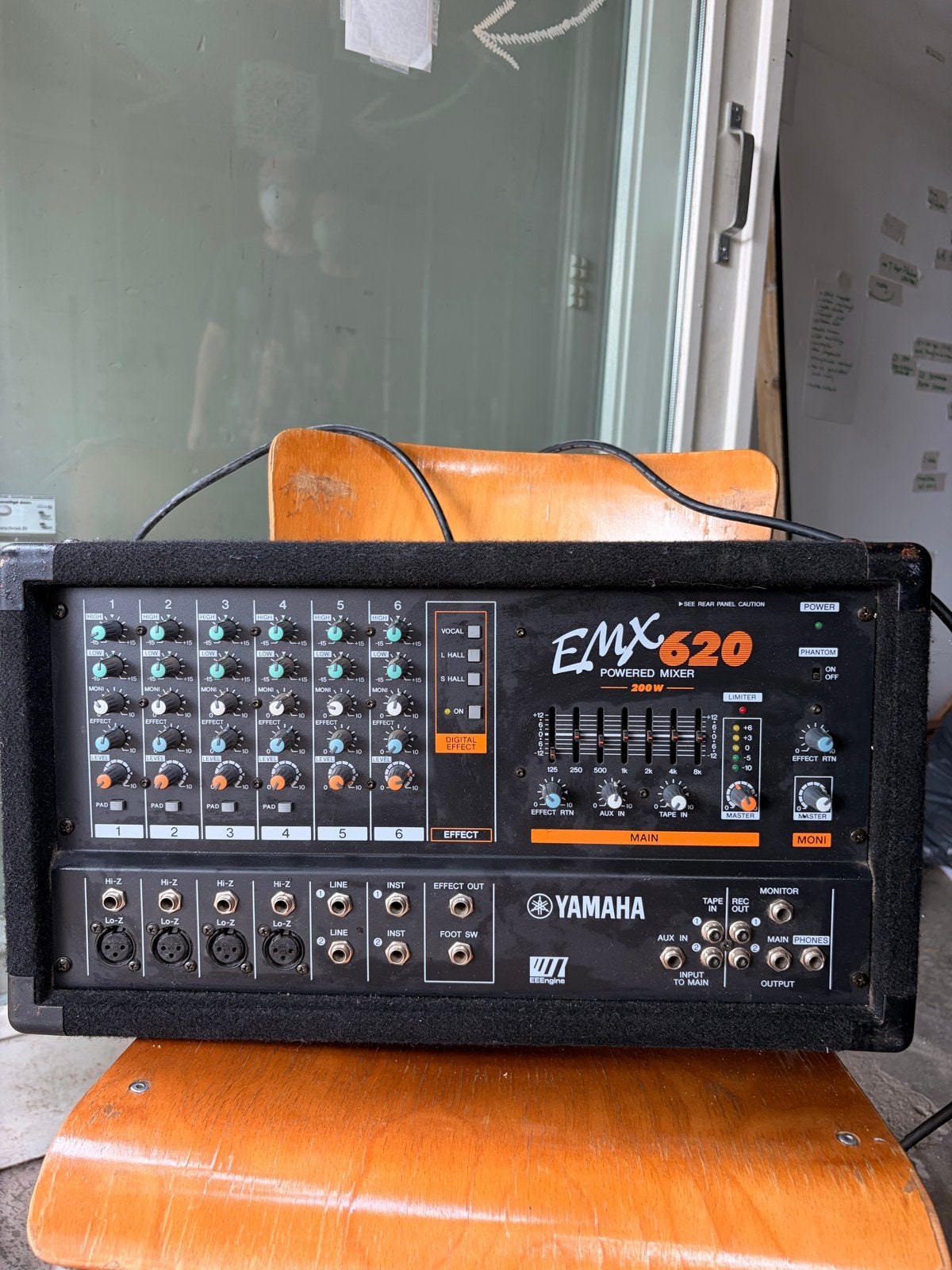 Yamaha EMX620 Powered Mixer - Goedwerkend, op te halen, Ophalen, Gebruikt, 5 tot 10 kanalen, Microfooningang