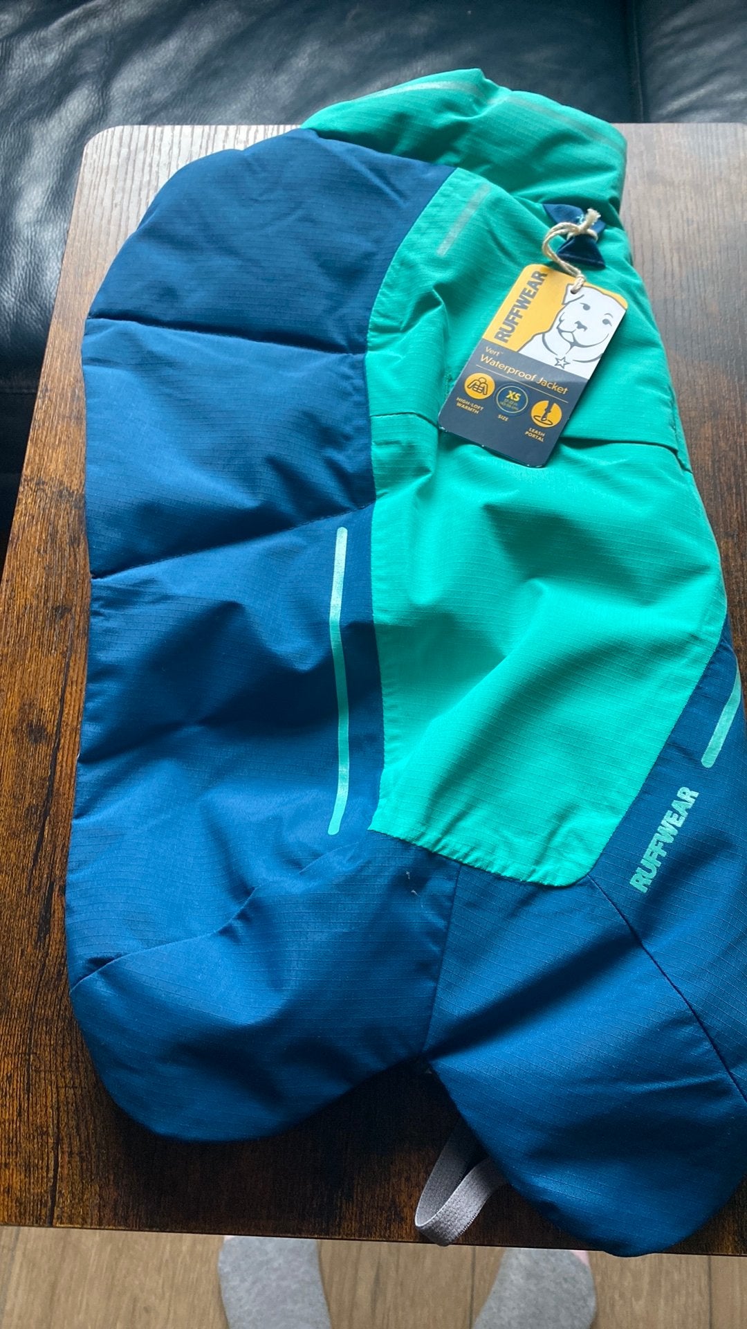 Ruffwear hondenjas gevoerde waterproof maat xs blauw, Dieren en Toebehoren, Verzenden, Zo goed als nieuw, Hondenjas