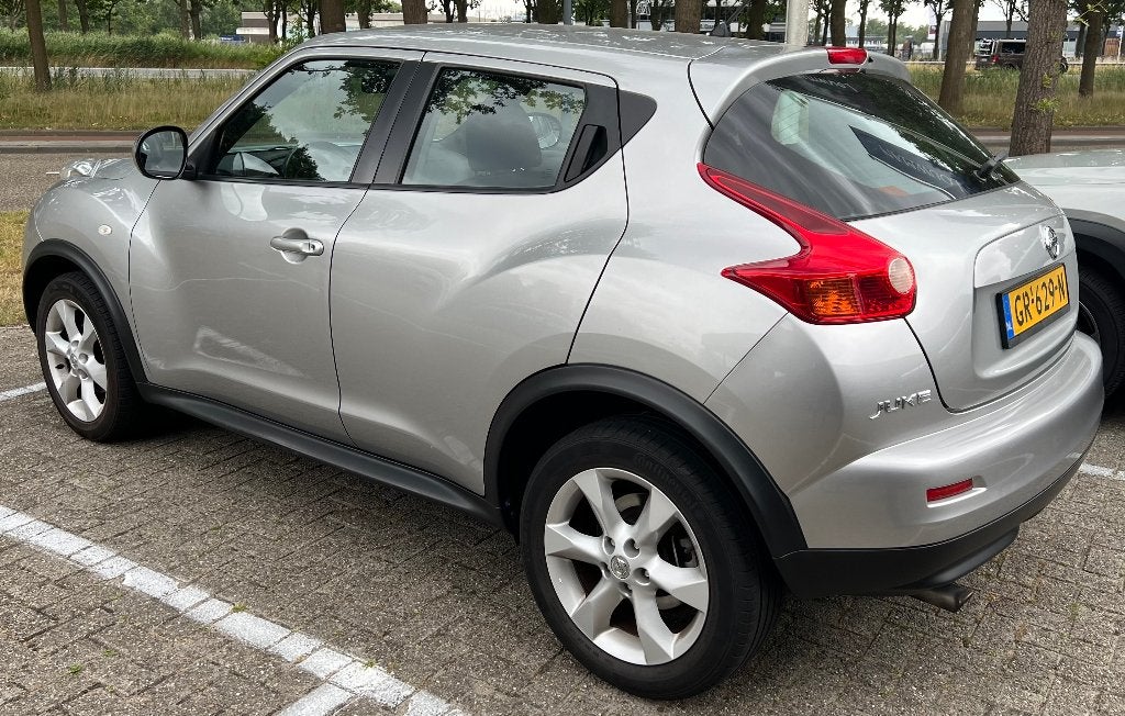 T.K. "Zeer Nette" Nissan Juke 1.6 CVT 86KW 2010 Grijs., Euro 5, 4 cilinders, 49 €/maand, 1117 kg