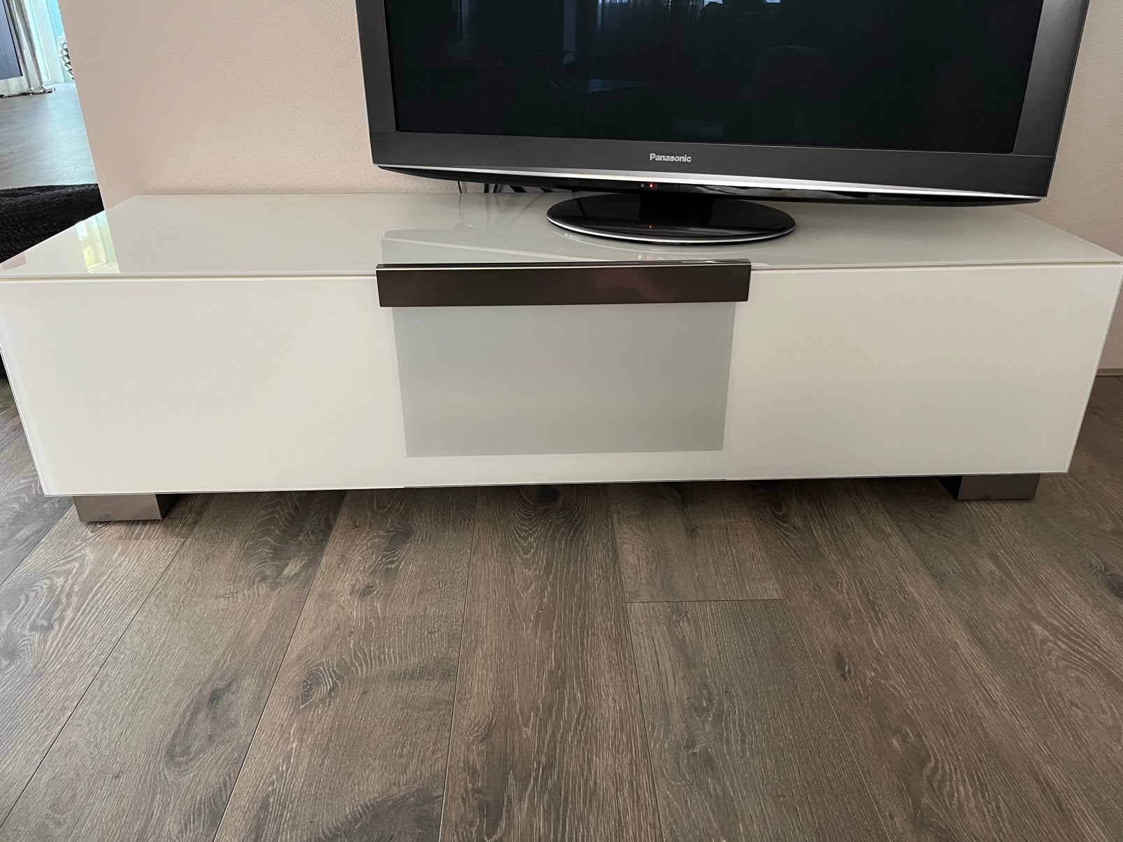 Munari design TV-meubel – Wit glas en hout – 150 cm, Ophalen, Modern design, 100 tot 150 cm, Glas