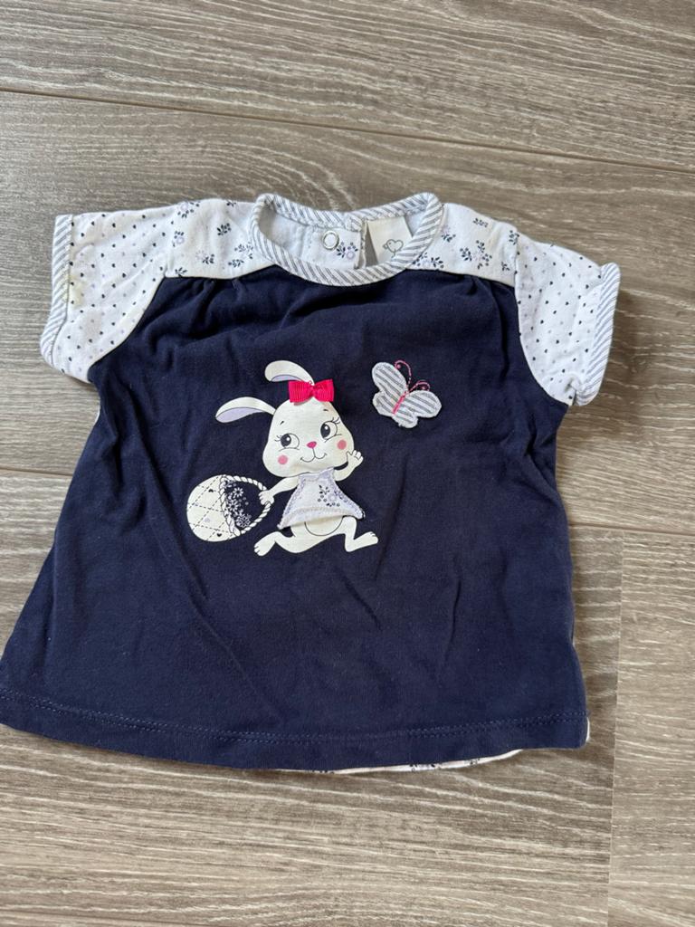 C&A shirtje maat 68 met konijn en vlinder, Ophalen of Verzenden, Zo goed als nieuw, Meisje, Shirtje of Longsleeve