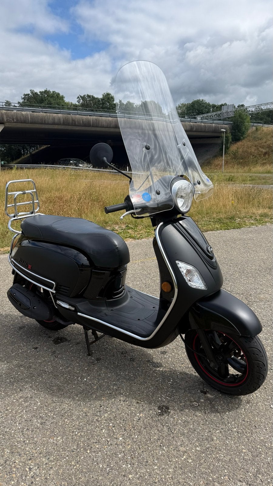 Sym fiddle lll - Zo goed als nieuw, Ophalen, Zo goed als nieuw, Benzine