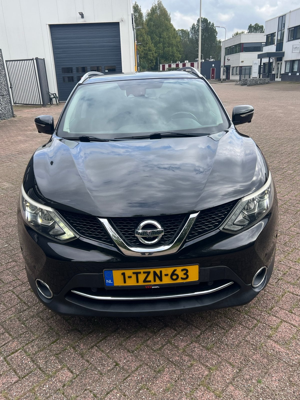 Nissan Qashqai 1.2 Dig-t 85KW 2WD 2014 Zwart, Voorwielaandrijving, 4 cilinders, Zwart, Origineel Nederlands