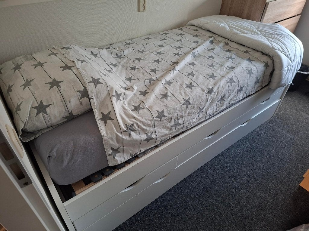 Bed, Kinderen en Baby's, Kinderkamer | Bedden, Gebruikt, 70 tot 85 cm, 180 cm of meer, Ophalen