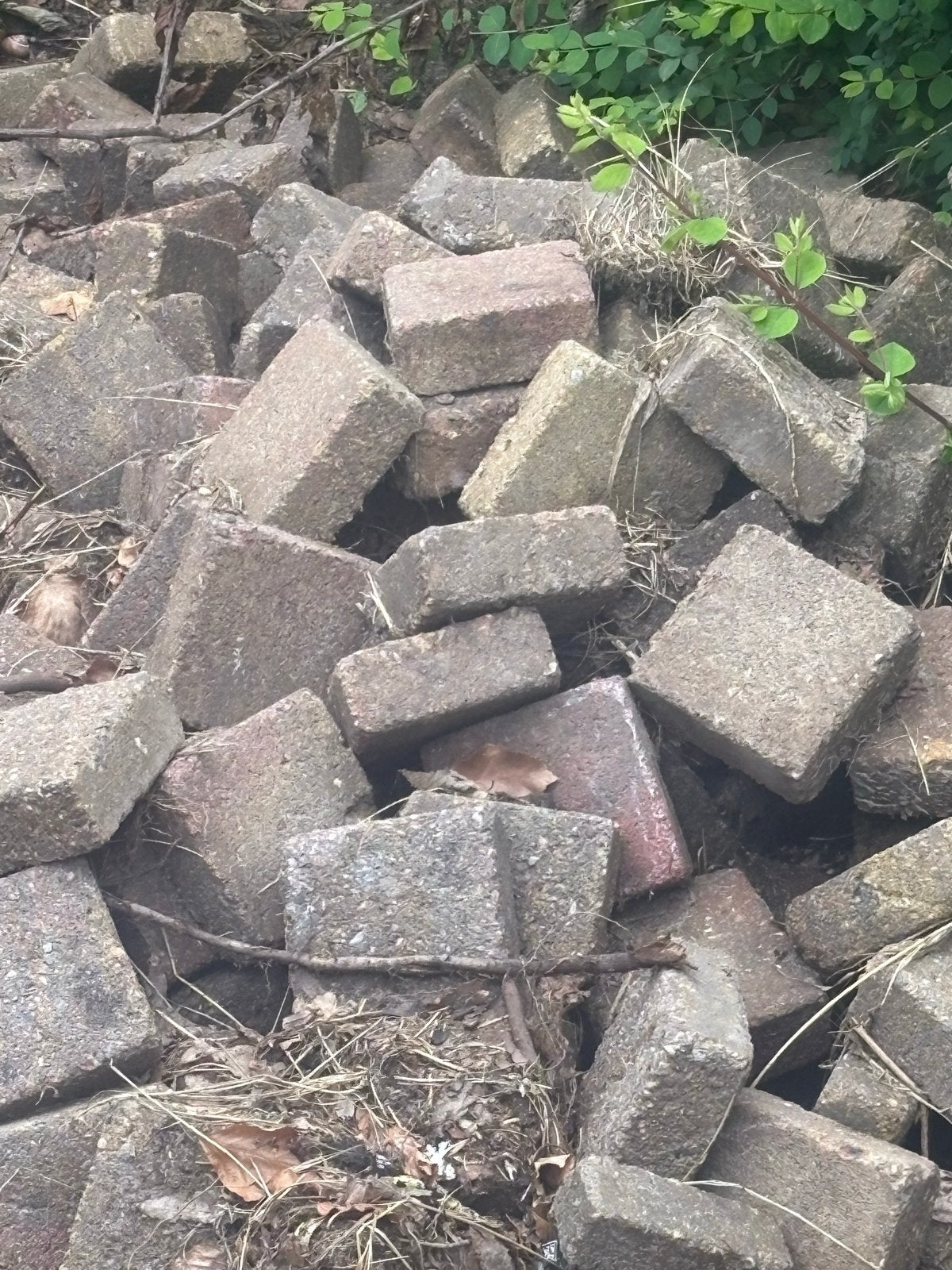Gratis klinkers af te halen, Tuin en Terras, Ophalen, Gebruikt, Klinkers, 10 m² of meer