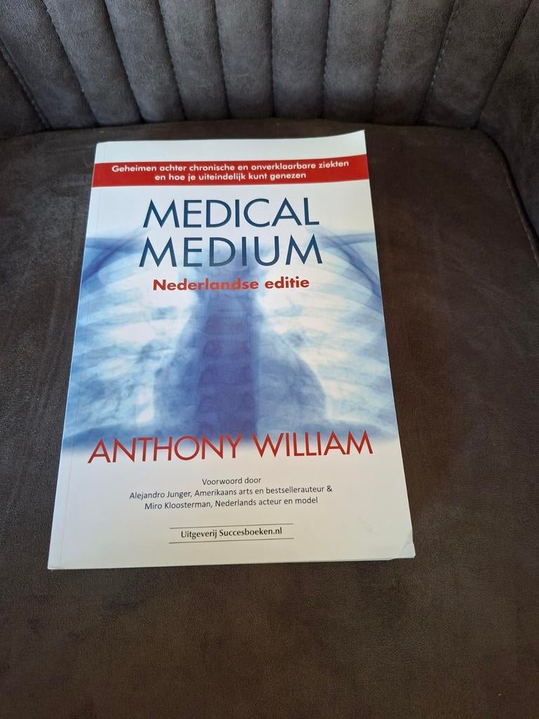 Medical Medium - Anthony William (Nederlandse editie), Ophalen of Verzenden, Gelezen, Gezondheid en Conditie, Anthony William