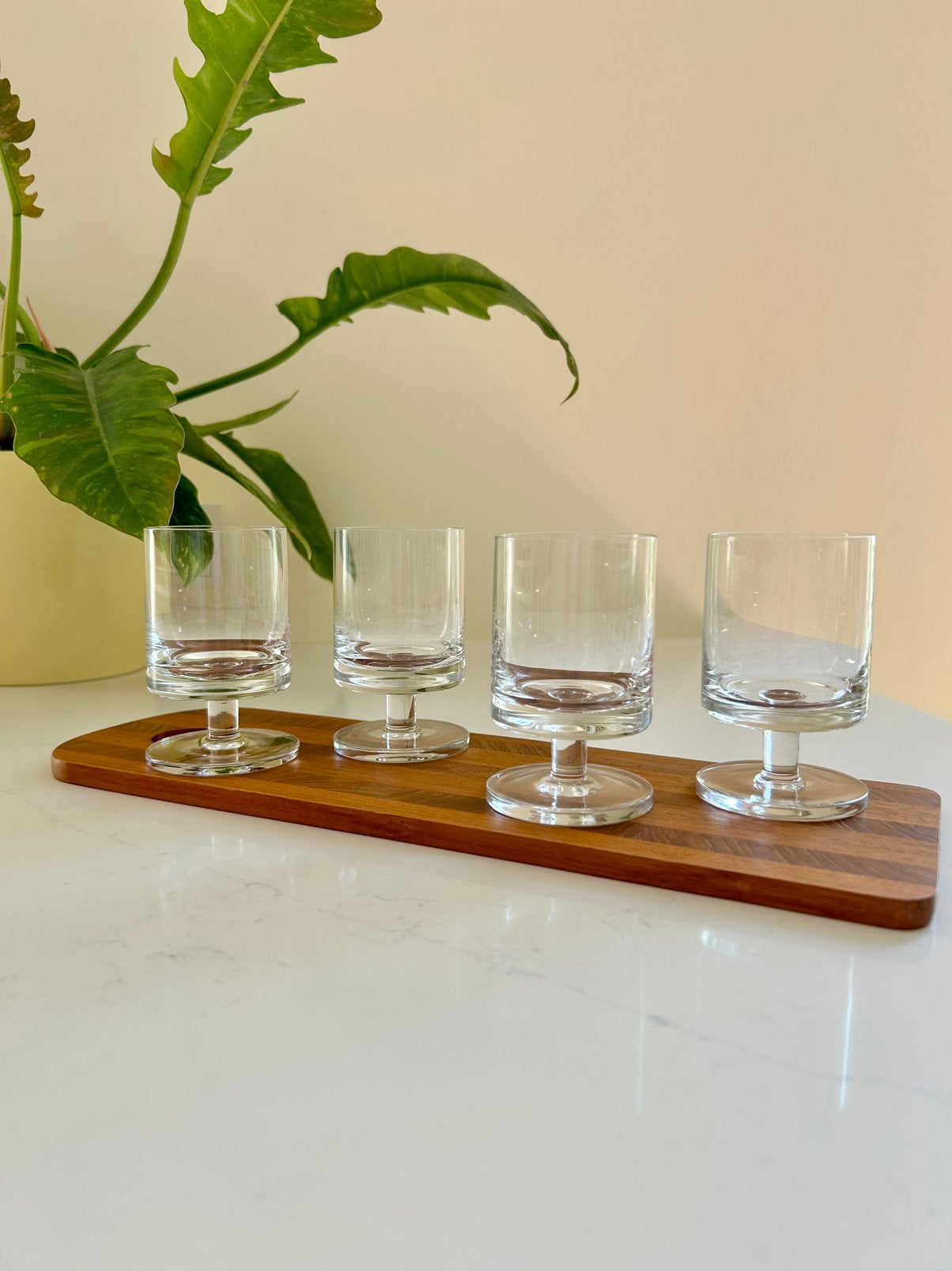4 Vintage wijnglazen Peill Putzler. 150 ml. Serie Malta '60, Verzamelen, Glas en Borrelglaasjes, Ophalen of Verzenden, Zo goed als nieuw