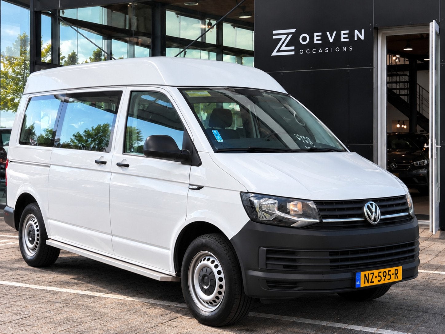 Volkswagen Transporter Kombi 2.0 TSI L2H1, Auto's, Gebruikt, 2500 kg, Wit, Handgeschakeld