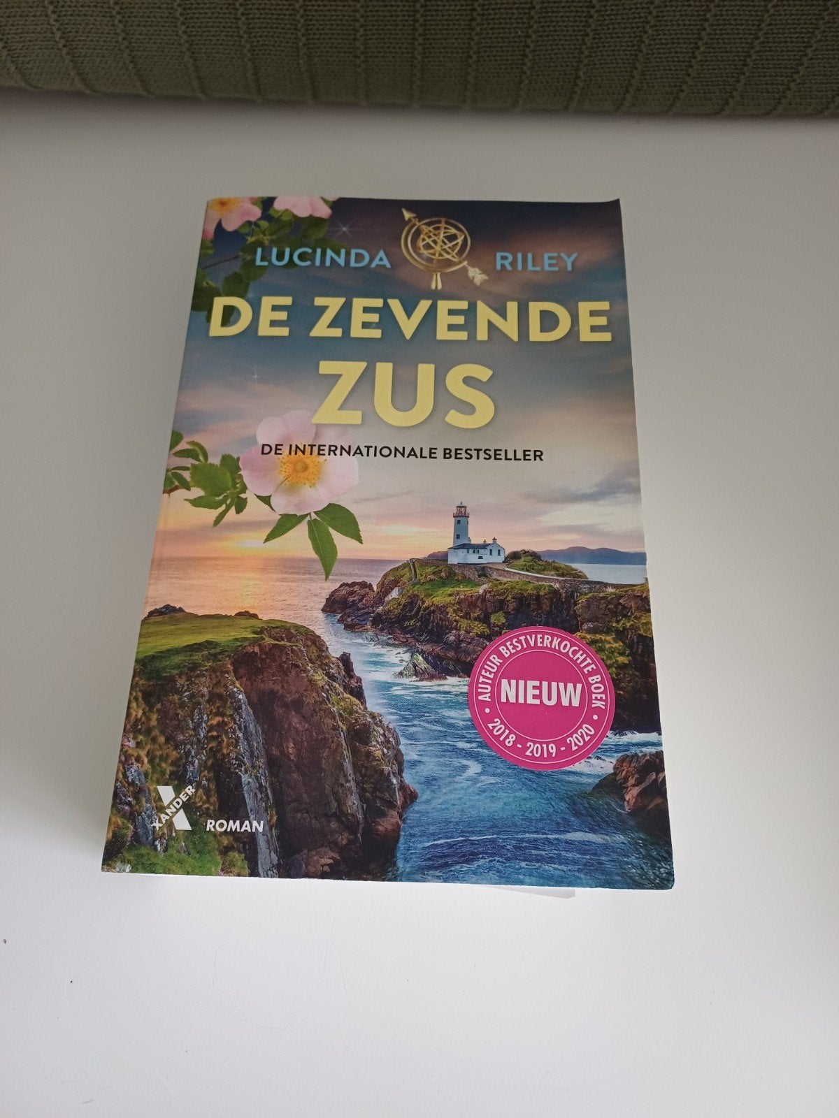 De zevende zus / Lucinda Riley, Boeken, Ophalen of Verzenden, Zo goed als nieuw