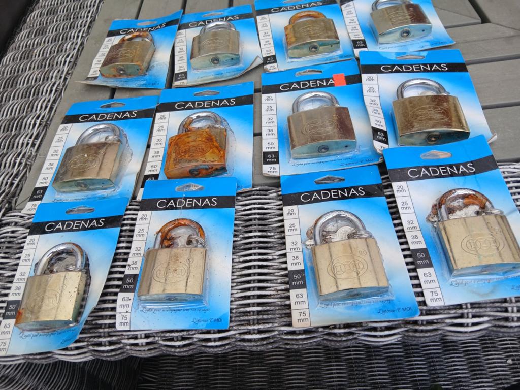 Cadenas sloten, Ophalen of Verzenden, Winkel, Super of Benzinepomp, Zegels, Bonnen of Punten