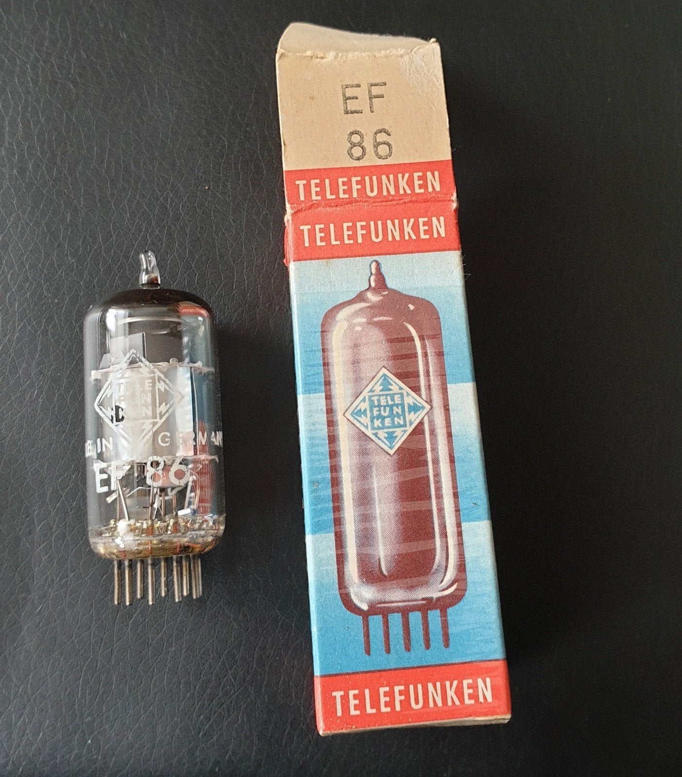 Telefunken EF86 buis, nieuw in doos, getest, Antiek en Kunst, Antiek | Tv's en Audio, Ophalen of Verzenden