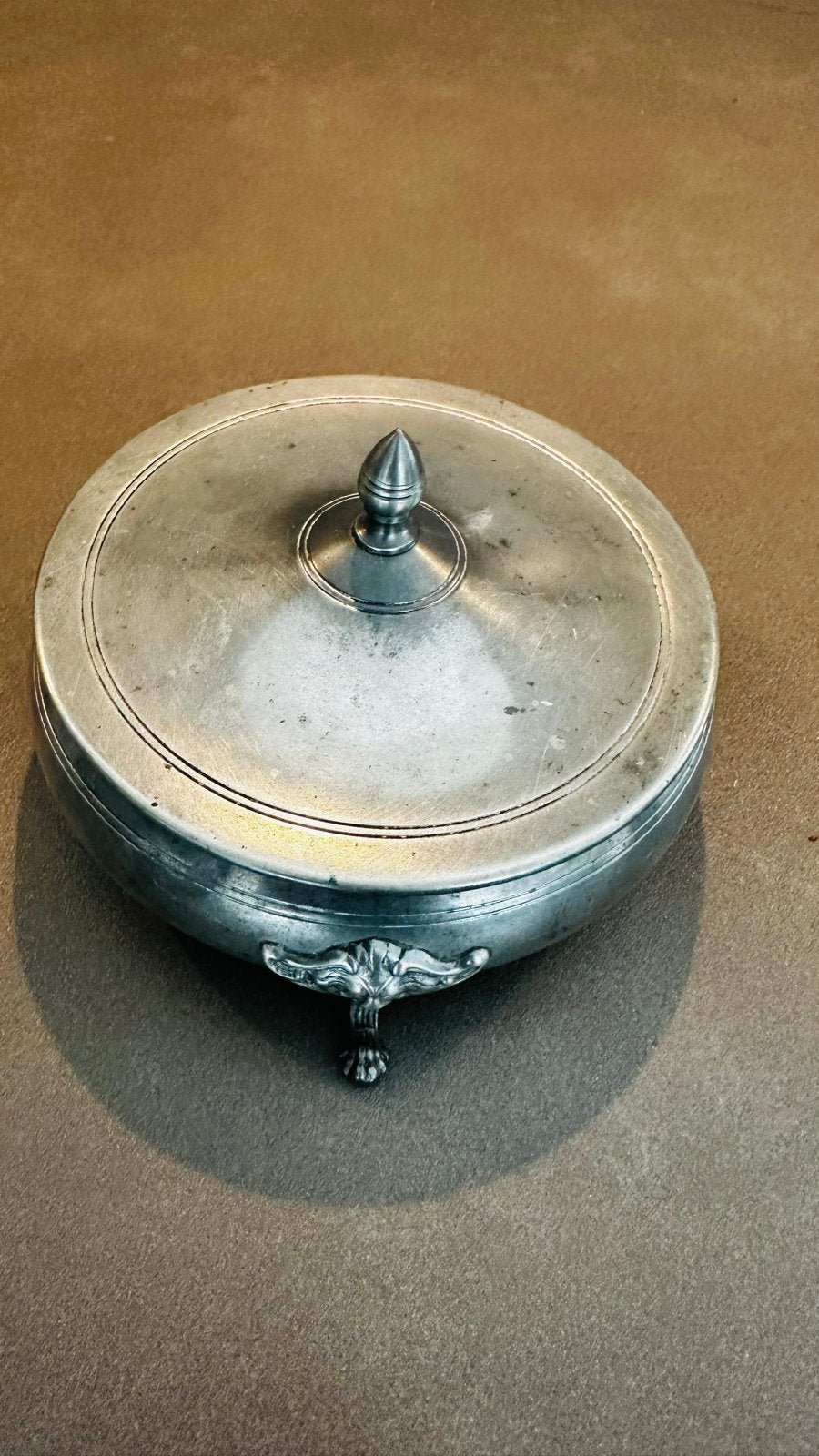 Antieke tinnen doos met deksel en leeuwenpoten, Antiek en Kunst, Ophalen of Verzenden