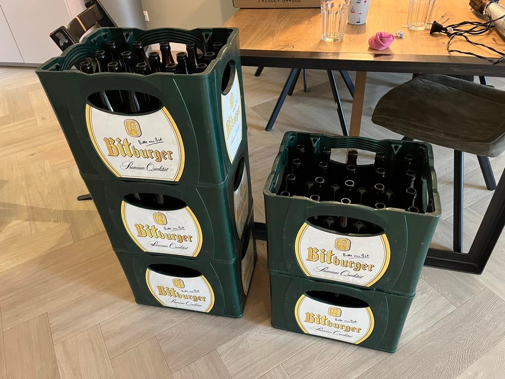 Bierflessen NRW en Steinie? 0,5 liter 100x, Ophalen, Zo goed als nieuw